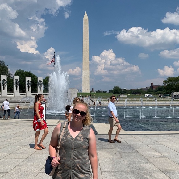 Meet your Posher, Katie - Picture 1 of 1